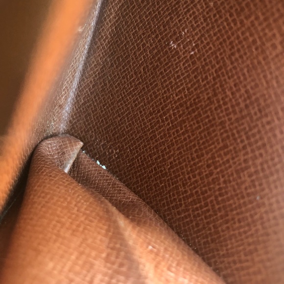 Auth vintage Louis Vuitton Kisslock coin purse - Picture 6 of 8